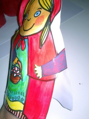 95_Personnages Animaux Monstres_Le petit chaperon rouge (13)