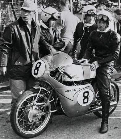 Honda1959-125-RC142-Naomi Taniguchi
