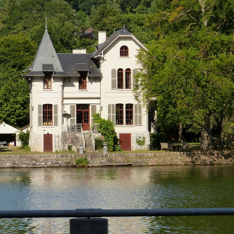 aaa namur-003