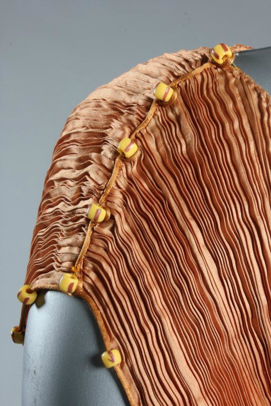 A Mariano Fortuny copper silk Delphos gown, circa 1920-30 3