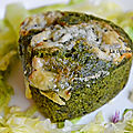 Muffin à la tétragone, spiruline, gorgonzola et polenta, végétarien