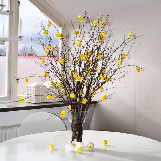 easter_tree_chick