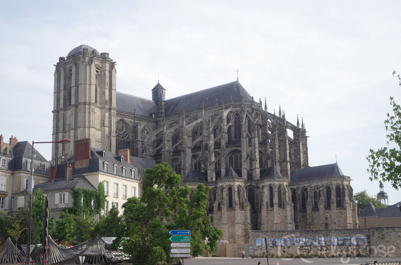 && cathédrale Saint Julien (0)