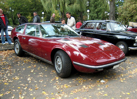 Maserati_indy_SS_4900__01