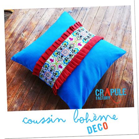 coussin bleu boheme et froufrou