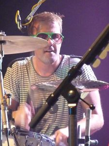 2009_04_The_Ting_Tings_141