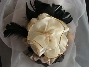 bibi-barette-fleur-beige-noir