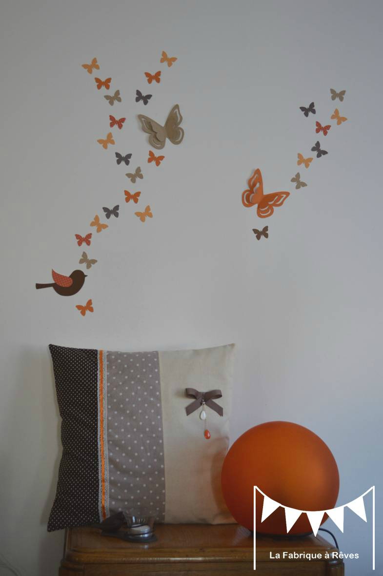 décoration chambre maison papillons oiseaux chocolat orange beige shabby chic coeur pampilles noeud pois