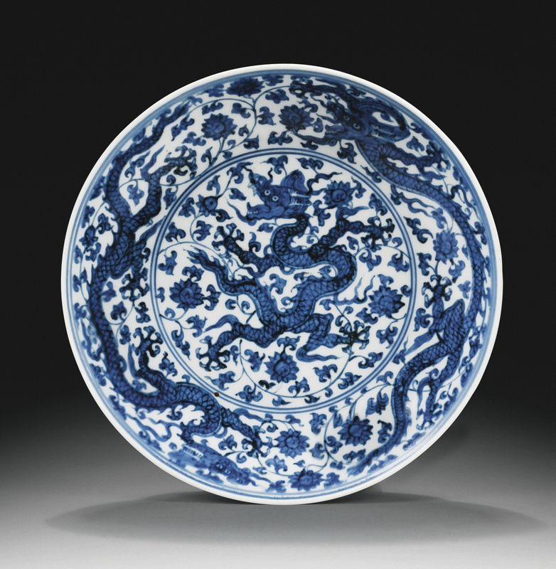A blue and white 'dragon' dish, Zhengde mark and period
