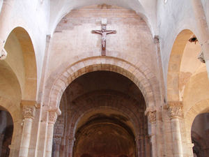 Saint_Laurent_en_Brionnais_17