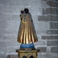 Le Mont Saint Michel, Statue de Notre Dame du Mont Tombe