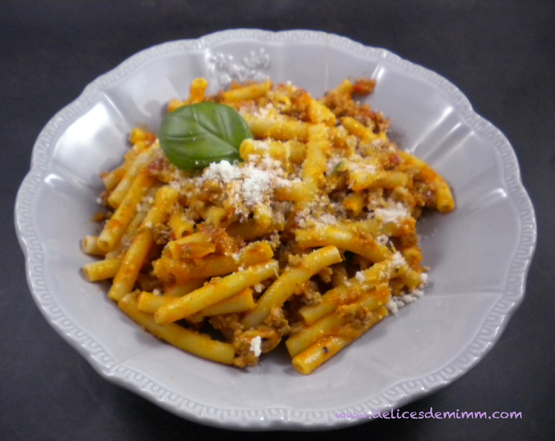 Macaroni au ragoût à la tomate et à la mozzarella de Cyril Lignac 4