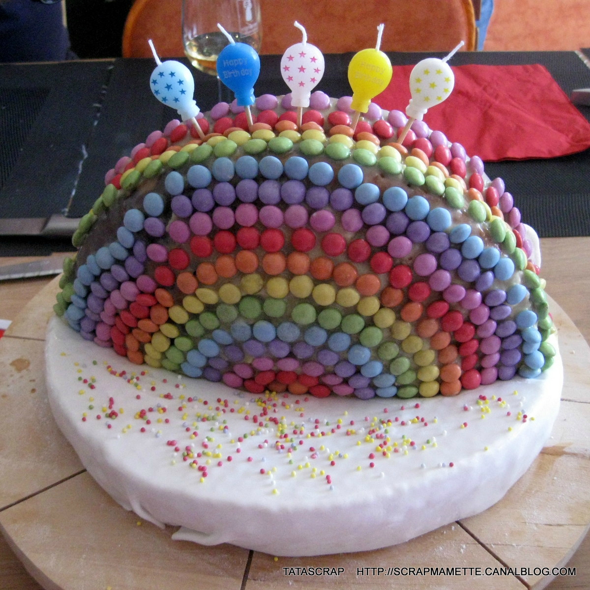 Gateau Arc En Ciel Sur Son Nuage Scrapmamette Le Blog De Tatascrap