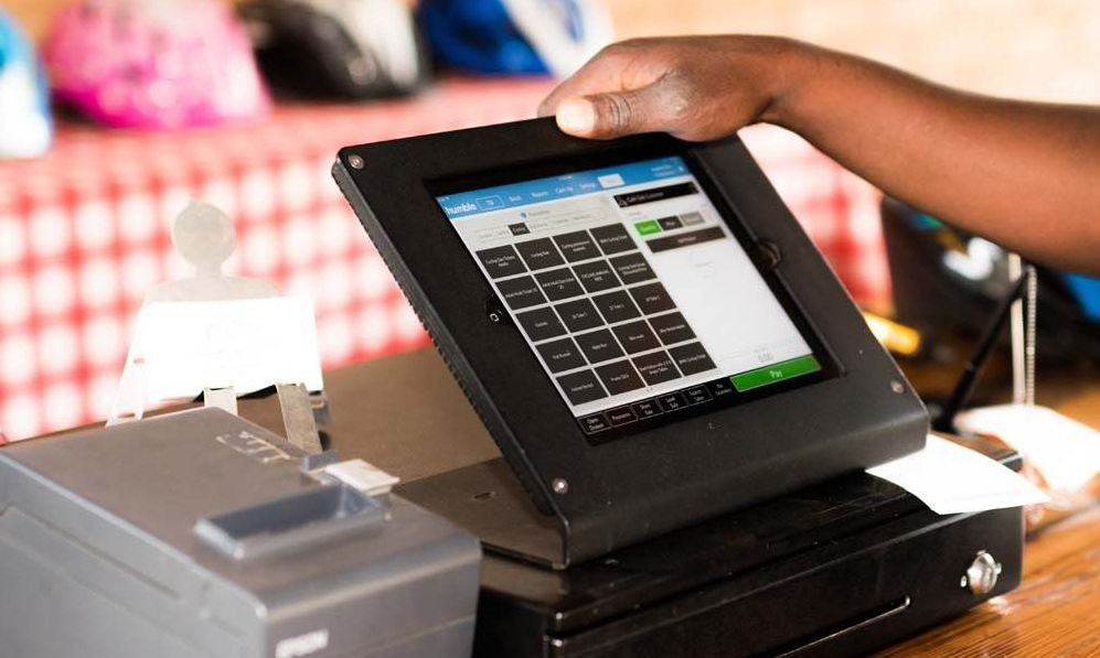 Qué tener en cuenta al comprar un software TPV para tu negocio